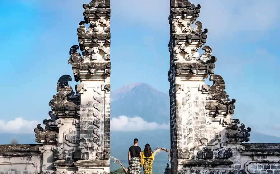 The split gates of Pura Lempuyang with Mount Agung behind