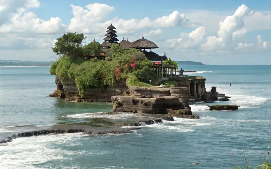 Tanah Lot temple on the west coast of Bali